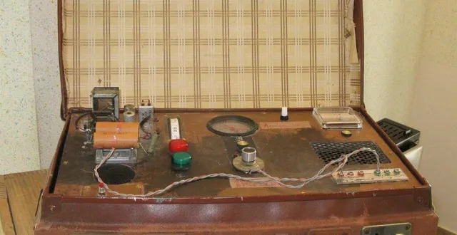 photo  un poste à galène de l’époque.  &copy;  archives ouest-france 