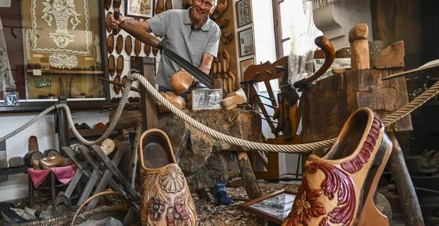 photo  rené moreau, bénévole de la maison du sabot et des métiers d’antan.  &copy;  le maine libre – denis lambert 