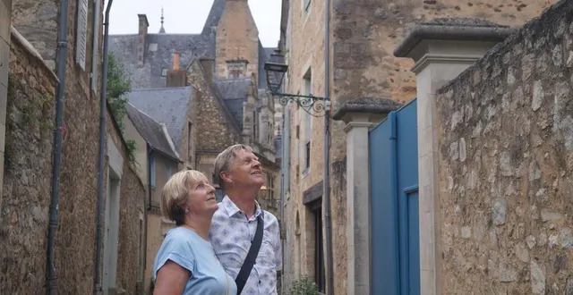 photo  hank et doke découvrent le mans et ne s’attendaient pas à un tel charme.  &copy;  le maine libre 