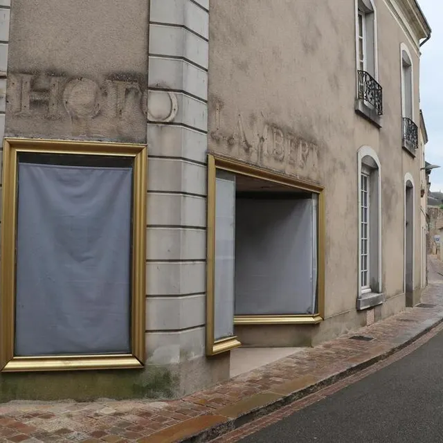 photo le magasin s’installe en haut de la grande-rue, à l’ancien emplacement « photo lambert ».  ©  ouest-france