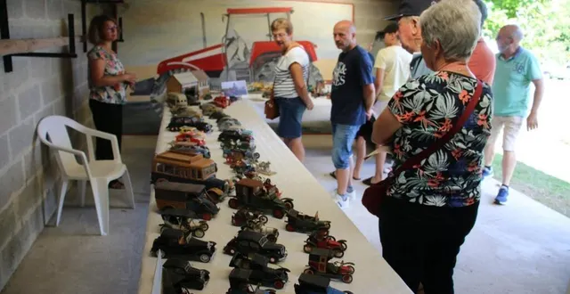 photo  une exposition de maquettes plébiscitée par de nombreux promeneurs et commentée par patricia samson.  &copy;  le maine libre 
