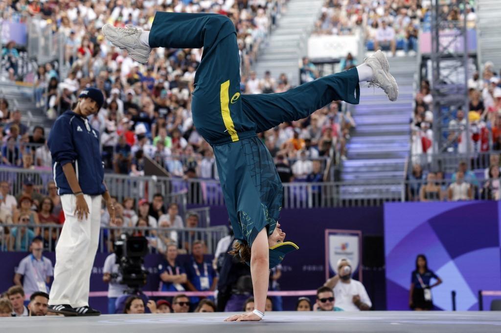 JO 2024. Moquée pour ses pas de breakdance, bgirl Raygun répond avec