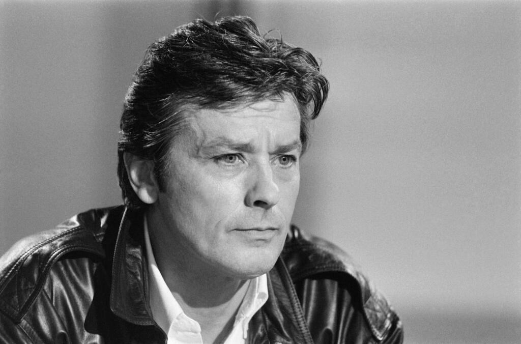 Après la mort d’Alain Delon, les « monstres sacrés » sont-ils une ...