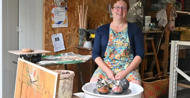 photo  élisabeth denis, céramiste à saires-la-verrerie (orne) organise une exposition en lien avec la nature.  &copy;  ouest-france 