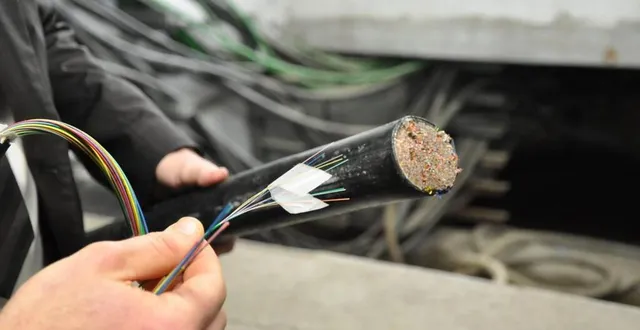 photo  selon orange, un câble aurait été sectionné sur le secteur de chaufour-notre-dame.  &copy;  photo archives le courrier de l’ouest 