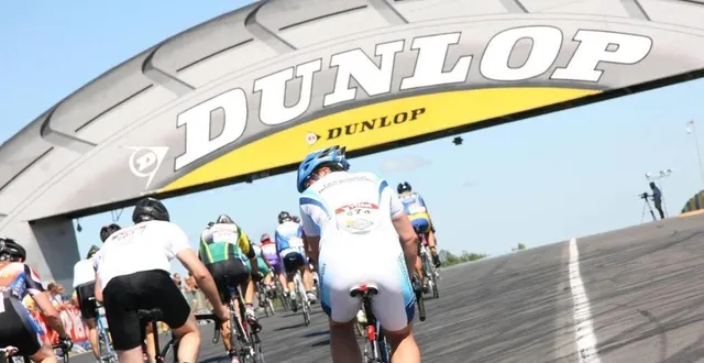 photo  le départ de la 15e édition des 24 heures vélo sera donné samedi 24 août 2024, à 15 h.  &copy;  archives ouest-france 