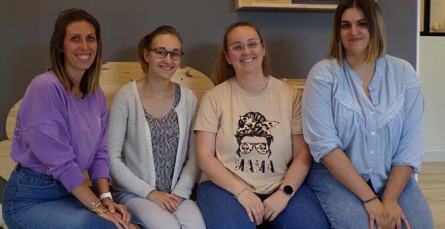 photo  à droite, marie leloup et l’équipe de chez baboo à changé.   &copy;  le maine libre 