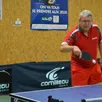 photo  triple médaillé aux jeux paralympiques, le joueur de tennis de table, françois sérignat habite à sablé-sur-sarthe. 