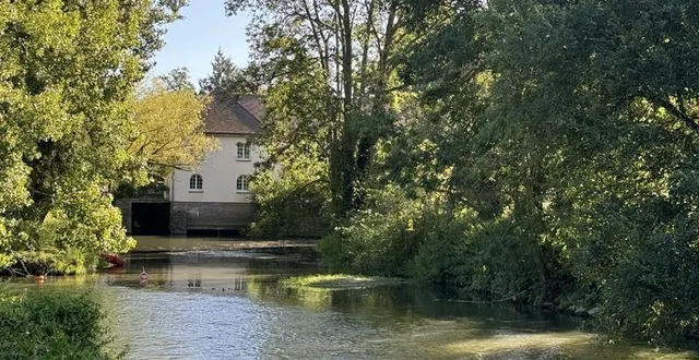 photo  à avezé, au nord de la ferté-bernard (sarthe), le moulin et son barrage où s’est produit l’accident.  &copy;  ouest-france. 