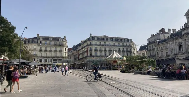 photo  la place du ralliement est en plein cœur du centre-ville d’angers.  &copy;  ouest-france 