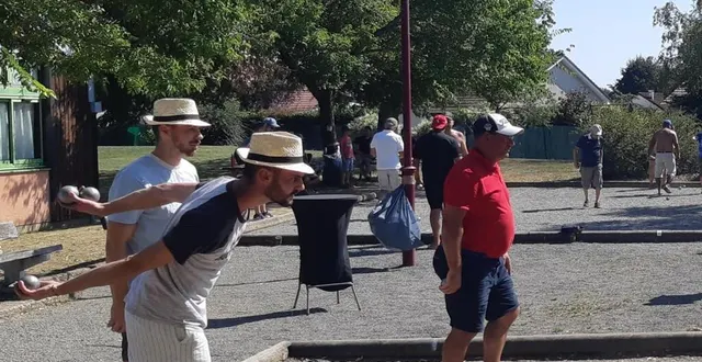 photo  le traditionnel tournoi de pétanque animera la commune samedi 31 août de 11 heures à 18 heures.  &copy;  archives le maine libre 