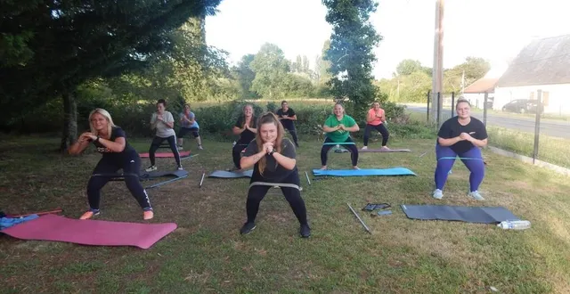 photo  avec de petits groupes océane, au premier plan, propose des séances relaxantes dans le but d’apporter du bien-être.  &copy;  le maine libre 