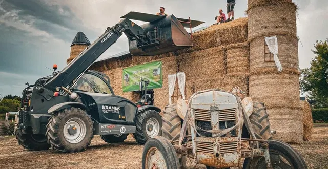 photo  le 13 août, la pièce maîtresse de la décoration du comice commençait à être mise en œuvre à l’une des entrées de la commune.  &copy;  ouest-france 