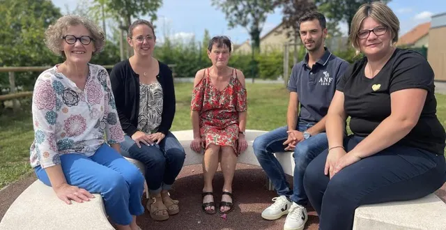 photo  une petite partie de l’équipe du collège georges-brassens : de g. à d. annie cocain (secrétaire de direction), lucie arley (gestionnaire), pascale cervero (principale), maxime lemeunier sagean (cpe) et emilie martineau (cheffe de cuisine).  &copy;  ouest-france 