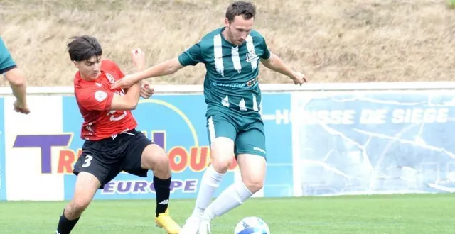 photo  les deux équipes ont eut du mal à se départager.  &copy;  co - jérôme hurstel 