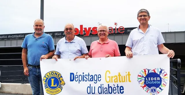 photo  christophe gallais-madelaine, christian garnier, le dr patrick loiselet et sébastien devant, président du lions club tinchebray condé.  &copy;  ouest-france 