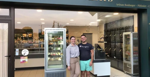 photo  marine et valentin delais à la tête de la boulangerie de rouillon.  &copy;  le maine libre 
