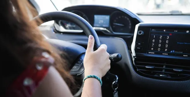 photo  un nouveau centre d’examen pour passer le code de la route et le code bateau à angers.  &copy;  archives ouest-france 