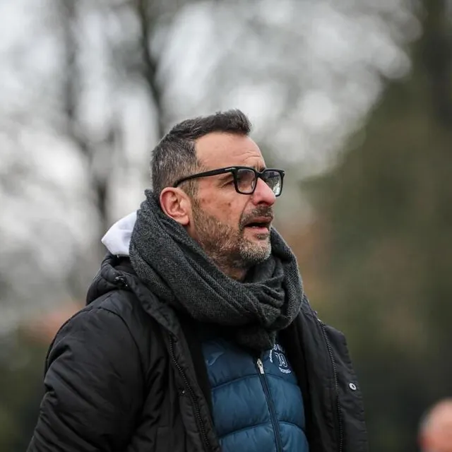 photo anthony de sousa sera toujours l’entraîneur du stade vouilletais en d1 en 2024-2025.  ©  co - jordan magneron