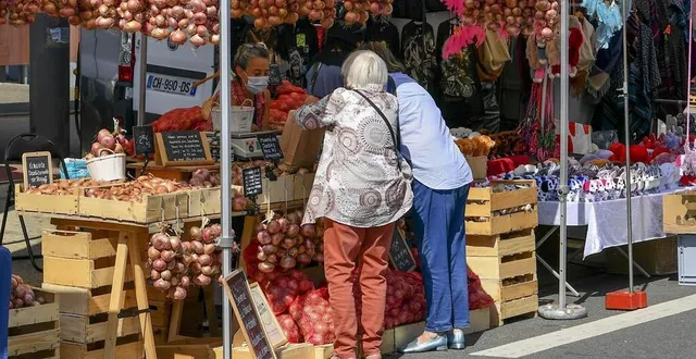 photo  la foire aux oignons aura lieu le vendredi 6 septembre 2024. ouverture à 9 h, avenue de la libération.  &copy;  archives le maine libre - yvon loue 