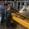 photo toute la famille bouhours est passionnée par le métier d’éleveur.