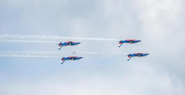photo  les pilotes de l’armée de l’air sont dépendants de la météo pour effectuer leur spectacle.  &copy;  guillaume salitgot / archives ouest-france 