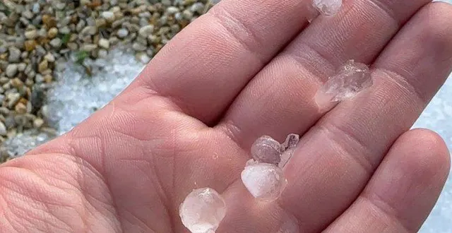 photo  un orage de grêle s’est abattu samedi à chartrené.  &copy;  co 