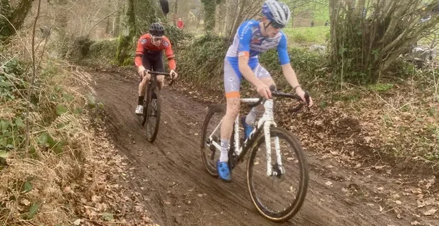 photo  marius guibout (sablé sc) et yvonnick lauger (vsf).  &copy;  archives hugo trouve 