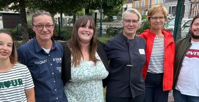 photo  cloé besnard, nouvelle directrice à l’école andré-barbet (3e à droite).  &copy;  @val-au-perche 