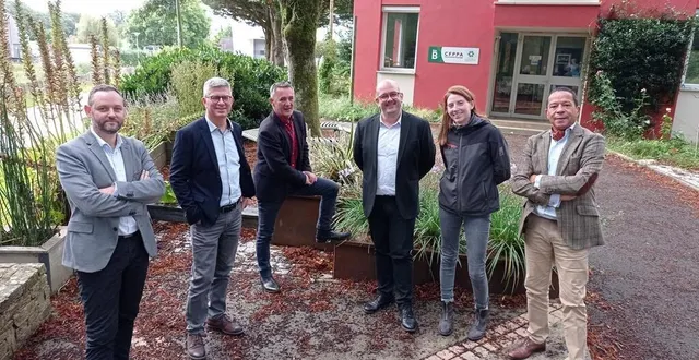 photo  les six têtes directrices de l’agrocampus : de gauche à droite, françois lemasson, xavier veillet, julien garnivault, laurent cuquel, lola broquet et pierre-max vouteau.  &copy;  ouest-france 