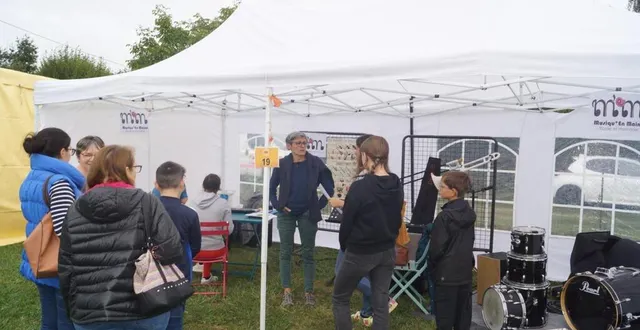 photo  malgré une météo incertaine, le festival des associations a rencontré son public.  &copy;  ouest-france 