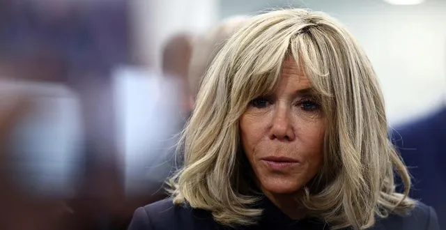 photo  deux femmes qui avaient propagé sur internet la rumeur selon laquelle brigitte macron était une femme transgenre ont été condamnées.  &copy;  archives co 