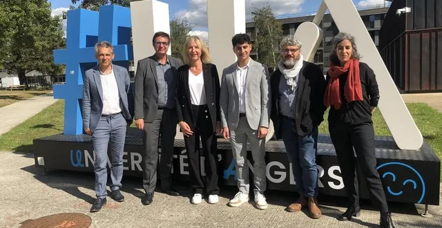 photo  le nouveau conseil d’administration, de gauche à droite : stéphane amiard, vice-président patrimoine ; philippe leriche ; 1er vice-président en charge des transitions ; françoise grolleau, présidente de l’université d’angers ; ilyas barbaud, vice-président étudiant ; laurent bordet, vice-président vie étudiante et de campus ; isabelle mathieu, vice-présidente formation et vie universitaire.  &copy;  ouest-france 