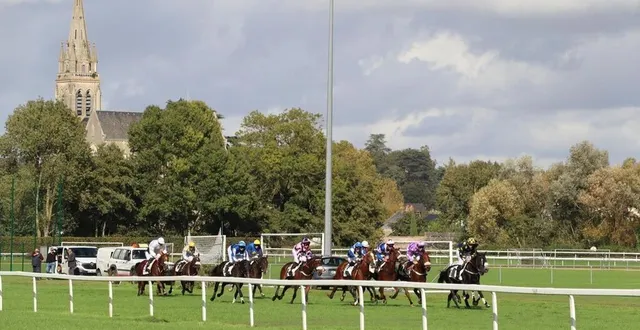 photo  l’hippodrome va refermer ses portes dimanche 15 septembre 2024 avec une réunion entièrement consacrée aux courses de plat et de haies.  &copy;  archives ouest-france 