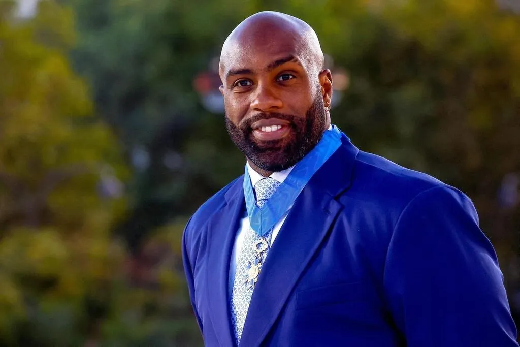 JO 2024. Pourquoi Teddy Riner était en costume lors de la parade sur