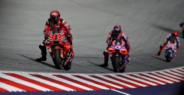 photo  le pilote de pramac racing luca salvatori est décédé des suites d’un accident en course survenu samedi.  ©  photo d’illustration : jure makovec / afp 