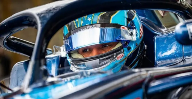 photo  jak crawford monte une nouvelle fois sur le podium en f2.  &copy;  dutch photo agency 