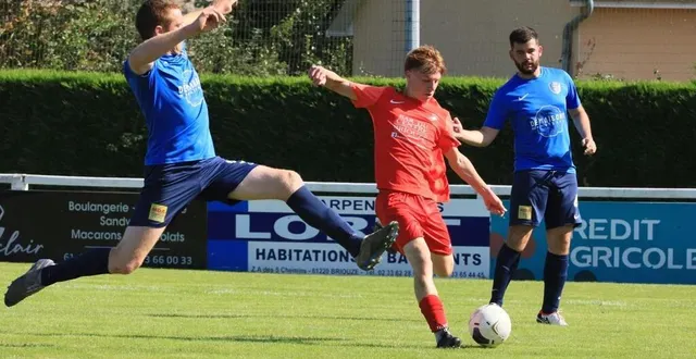 photo  anthony lefèvre (au centre) a inscrit le but du break.  &copy;  photo : serge ruer 