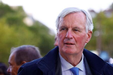 photo Michel Barnier a assisté à la parade des champions, samedi 14 septembre 2024, sur les Champs-Élysées, à Paris. SARAH MEYSSONNIER / AFP 