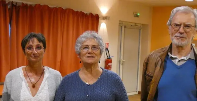 photo  magali le moine, cheffe de cœur (à gauche), anne tancoigne,présidente et jean-françois paris, secrétaire de la chorale harmonia, ont prévu un programme dense avec de nouveaux chants.  &copy;  le maine libre 