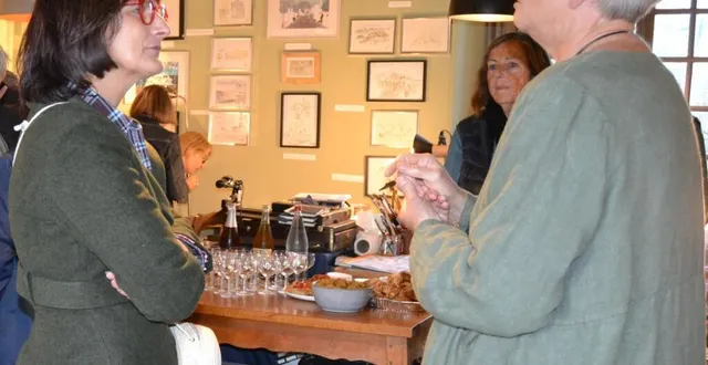 photo  katrin elhers (à dr.) a raconté son voyage.  &copy;  le maine libre 