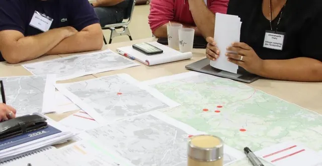 photo  élus et professionnels du tourisme se sont réunis en séminaire.  &copy;  sud-est manceau 