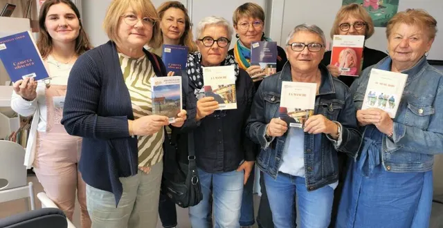 photo  quelques-unes des participantes du prix des lecteurs en compagnie de la responsable de la médiathèque manon geslin.  &copy;  le maine libre 