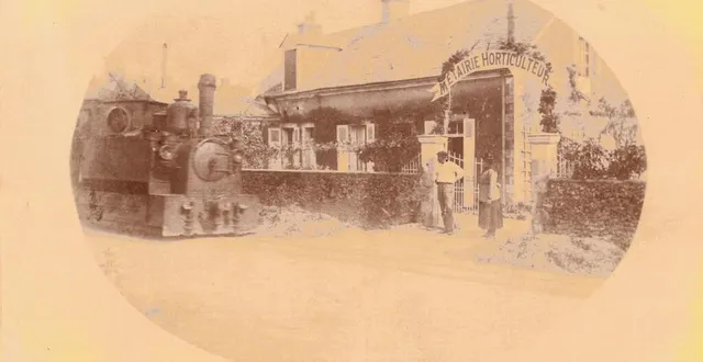 photo  le tram devant le 76, rue saint-germain à la flèche.  &copy;  collection daniel potron 