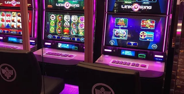 photo  le public pourra notamment découvrir le fonctionnement des machines à sous ce samedi 21 septembre 2024 au casino de bagnoles-de-l’orne, dans l’orne.  &copy;  archives 
