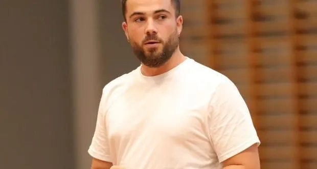 photo  sullivan cazalon est le nouvel entraîneur du bc chauray.  &copy;  bc chauray 