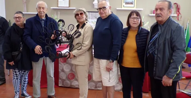 photo  l’œuvre de georges astruc restaurée et dévoilée à ses descendants.  &copy;  le maine libre 