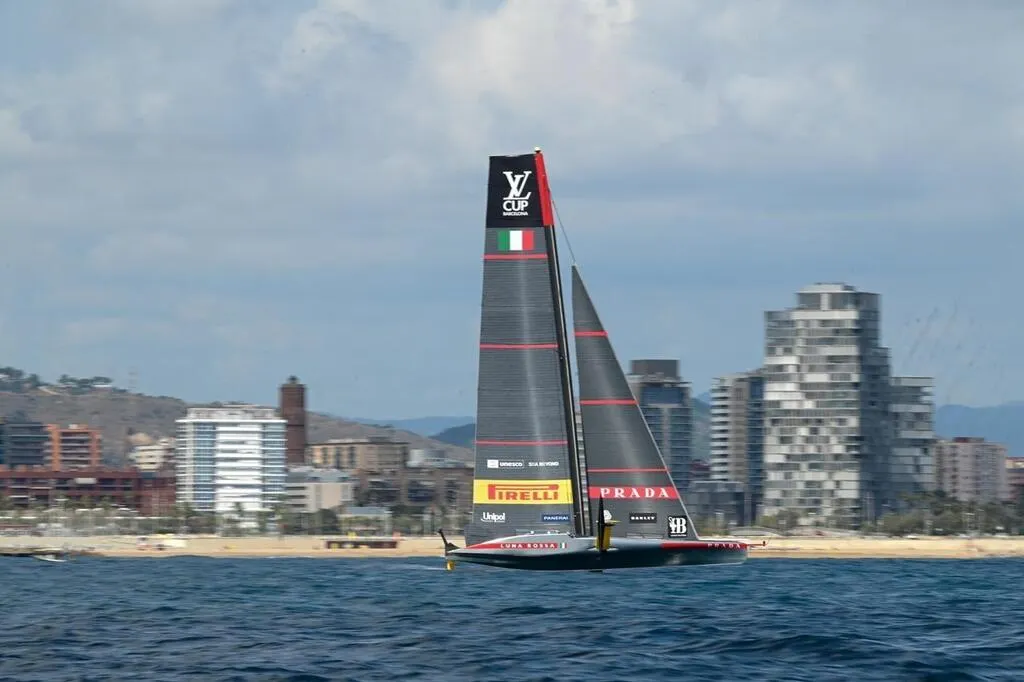 Voile. Luna Rossa se qualifie en finale de la Coupe LouisVuitton et