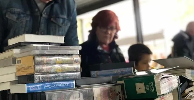 photo  des livres à la vaisselle en passant par du petit électroménager et des peluches : petits et grands peuvent trouver leur bonheur dans les objets déposés lors de la gratiferia d’argentan.?  &copy;  archives 