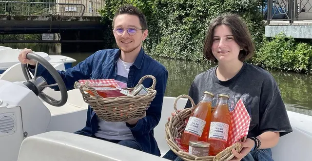 photo  pierre-louis cornilleau (à gauche), ici au début de l’été 2024 avec pauline, une stagiaire scolarisée au lycée robert-garnier.  &copy;  le maine libre 
